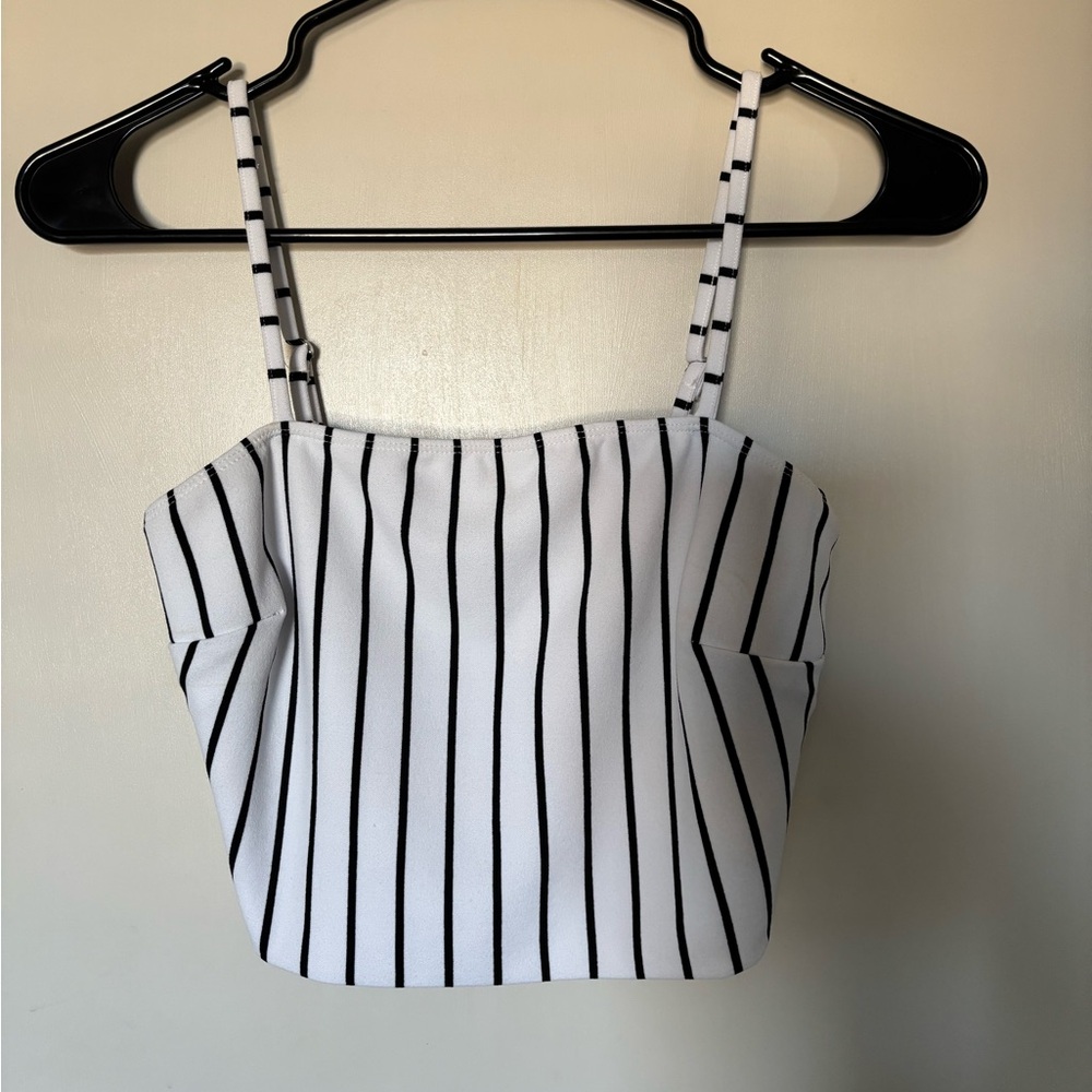Cropped Tank Top